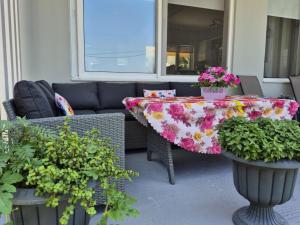 Baso Hilltop Apartment 3