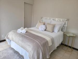 Villa Francisco Bed & Breakfast Solar Power