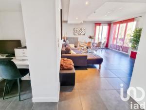 Appt Cosy Porte Paris parc Fleural et Parking