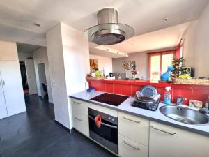 Appt Cosy Porte Paris parc Fleural et Parking