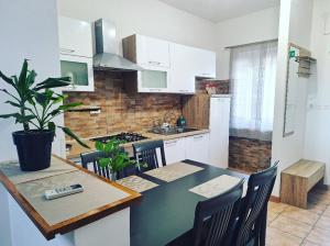 Apartment NENA near the city center with free parking