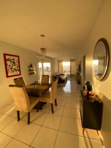 Apartamento no centro com suíte