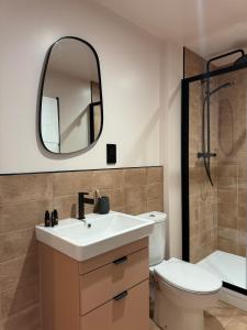 Deluxe King Room, Spa, Gym, Wellness Classes