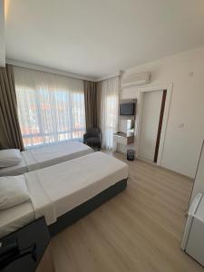 Double Room room in Amphora Hotel
