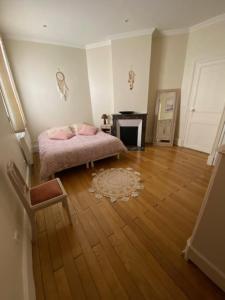 MYRABA - Hypercentre - Proche Thermes & Parcs