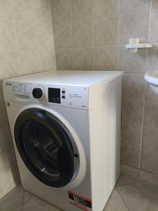 Bilo Lu Rattali img19