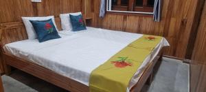 Nhà Waratah Homestay and Restaurant