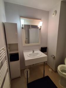 Appartements Les Portes d-honfleur : photos des chambres