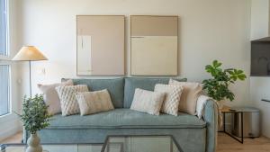 XPCE URBAN 19 MALAGA SKYLINE-Parking Free