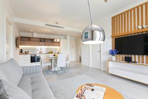 Lustica Apartments Central Bay