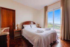 Miradouro House By Sam Houses