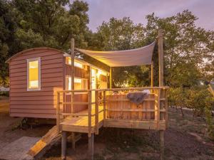 The Huts - Glamping at Caledon Grace