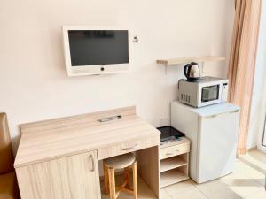 #1 Seaside Studios with Bathroom by Swell