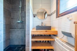 Chalets Chalet, Terrasse, Calme & Nature : photos des chambres