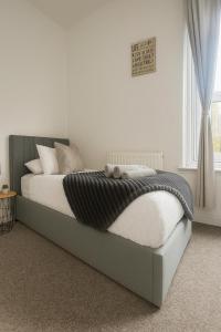 1 Bed Flat - Sleeps 3 - Parking - Pet friendly