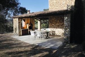 Maisons de vacances Mas provencal - Beautiful Provencal farmhouse, heated pool : photos des chambres