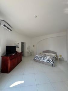 Il Caimano B & B, con piscina dall11 Luglio al 31 Agosto