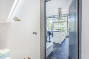 Comics & Cars - Themed Penthouse in Motor Valley