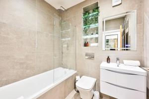 Modern 2 Bedroom Apartment