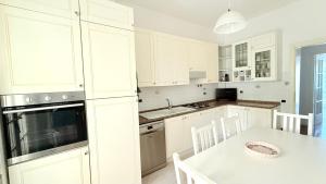 S353 - Sirolo, ampio quadrilocale accessoriato con giardino