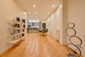 Appartements Elegant appartement 3 chambres, 3 salles de bain- Double sejour- Paris 16e- Calme et standing : photos des chambres