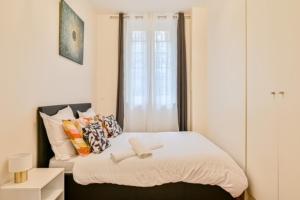 Appartements Elegant appartement 3 chambres, 3 salles de bain- Double sejour- Paris 16e- Calme et standing : photos des chambres