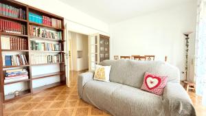 S353 - Sirolo, ampio quadrilocale accessoriato con giardino