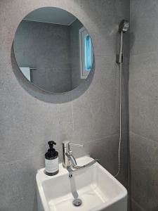 Stay Huin 스테이 흰