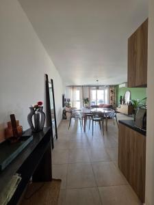2 chambres appartements 5 minutes des plages : photos des chambres