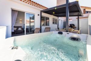 La Casa de Playa - Ático con jacuzzi y vista mar