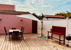 Maisons de vacances Maison typique 2 chambres avec piscine : photos des chambres