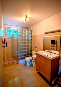 Le Gîte dEntressen Piscine Jeux & Pétanque Istres Miramas