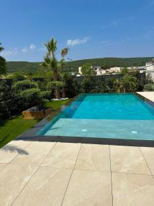 Villas Magnifique villa contemporaine : photos des chambres