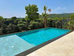 Villas Magnifique villa contemporaine : photos des chambres