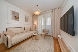 Zadar Dor with free private parking