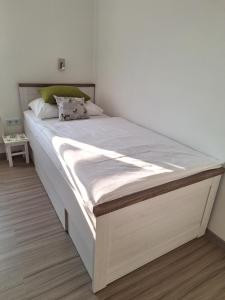 Holiday home "Olive tree", with pool - Best Host 2025