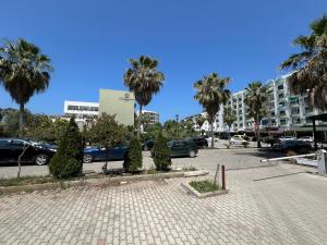 Iona Apartment Golem 1