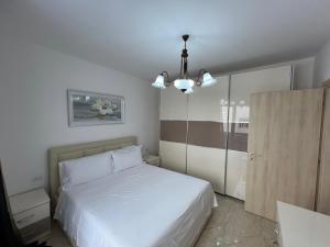 Iona Apartment Golem 1