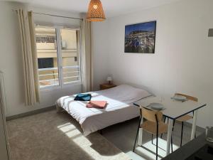 Joli studio, quartier du port