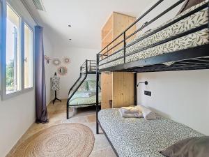 Villas Villa tout equipee - Piscine & pool house - CLIM : photos des chambres