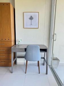 BRISA Beachfront apartment studio by Casa Paraiso