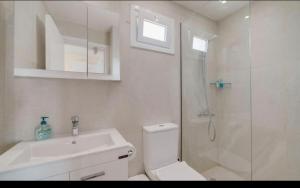 Deluxe Apt - 500m Nissi Beach!