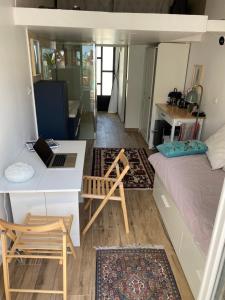 B&B / Chambres d'hotes Chambre Hyeres pres gare et mer : photos des chambres