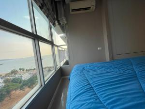 Beach front sea view Jomtien