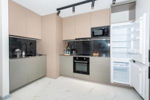 Golden Calm by Aesthaven