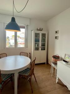 Three-Bedroom Deluxe Apartment