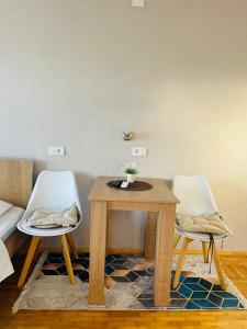 Sunrise Apartments and Studios