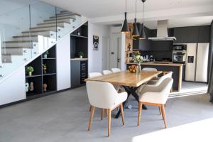 Villa Marmonte, Luksuzna vila s bazenom i pogledom na more