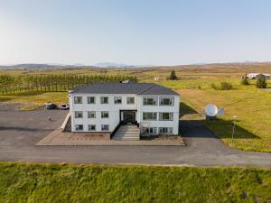 Ljosafoss Lake Guest House