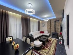 Urban Luxe Retreat- Pogradec